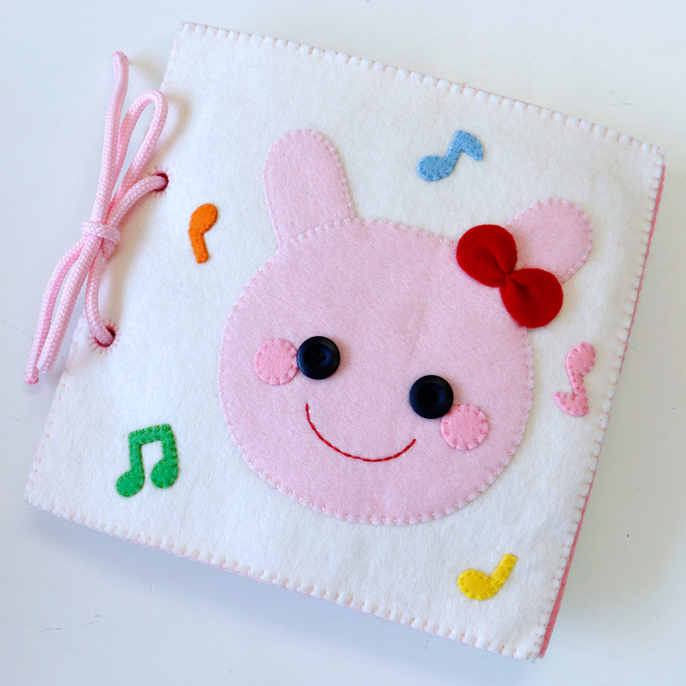 ハンドメイド布絵本 うさぎ お誕生日 お受験walker
